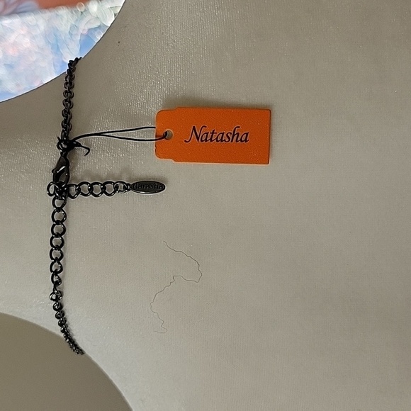 Skull Statement Necklace - Picture 4 of 4